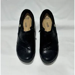 Clarks Collection Black Snakeskin Wedge Loafers Size 9 thumbnail 2
