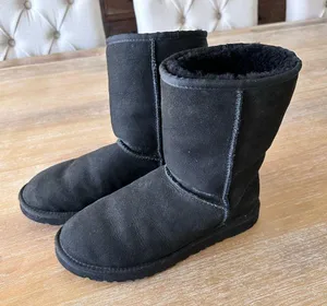 UGG Australia Black Classic Boots 7 thumbnail 4