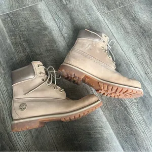 Timberland Classic 6” Premium Satin Taupe Boots Size 7.5 Anti-fatigue Lace Up thumbnail 9