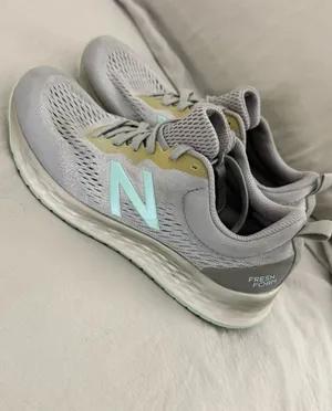 New Balance Fresh Foam Arishi Running Shoes Women's Size 9 thumbnail 1