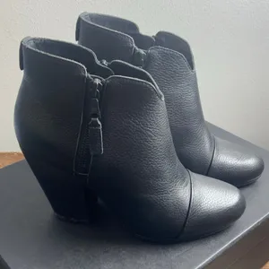 Rag & Bone Margot Black‎ leather Boots size 6.5 thumbnail 1