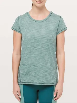 Lululemon Another Mile Short Sleeve Tee in Heathered Green Smoke Size 6 thumbnail 1