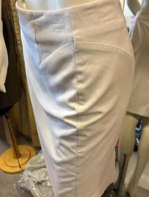 Chic White Pencil‎ Skirt Size 2 thumbnail 1