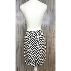 Antonio Melani Women's Size 2 Black Geometric Pencil Knee Length‎ Business Skirt thumbnail 3