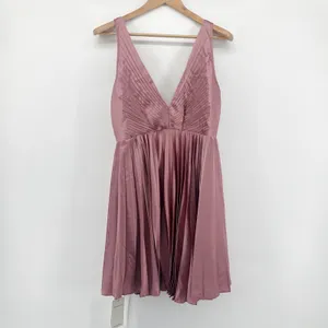 NWT Abercrombie‎ & Fitch Giselle Mauve Satin Pleated Mini Dress Large Petite thumbnail 4