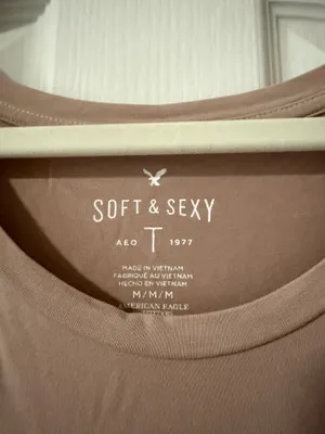 Aeropostale Top thumbnail 2