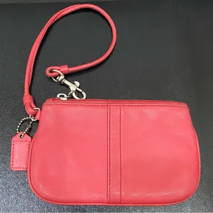COACH F-42389 Reddish Pink Pebbled Leather Small Wristlet thumbnail 2