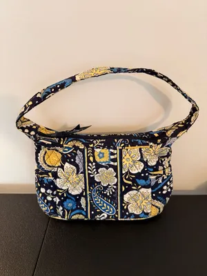 Vintage Vera Bradley Retired Ellie Blue Pattern‎ Quilted Shoulder Bag thumbnail 3