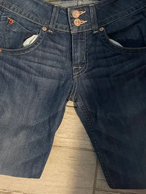 Hudson Jeans Flared Leg thumbnail 5