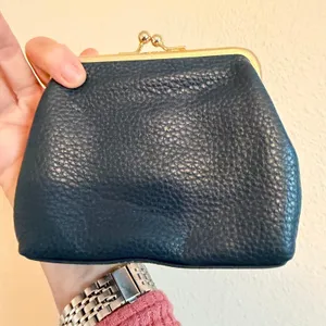 Dooney & Bourke Womens Coin Purse OS Blue Leather Kiss Lock Card Case Wallet thumbnail 5