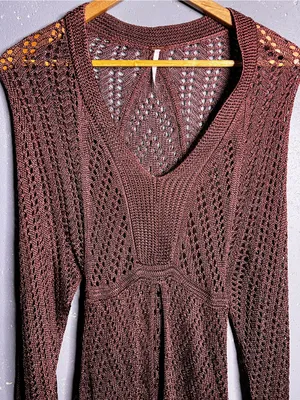 FREE PEOPLE Knit Crochet V-Neck Long Sleeve Dress in Deep Brownish Color. Small thumbnail 3