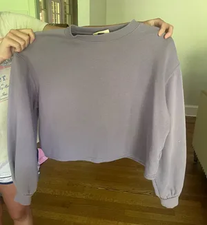 Purple sweater thumbnail 1