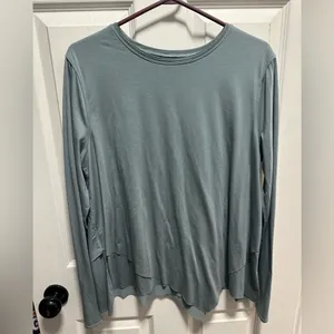 Lululemon Sweetest Day Long Sleeve *Tencel Blue Cast sz 12 thumbnail 5