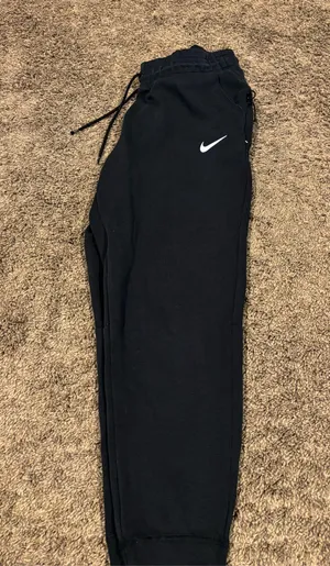 Nike Sweatpants thumbnail 3