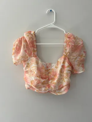 ShowPo size 4 crop top‎ White thumbnail 2