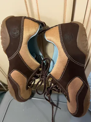 Timberland Women’s sneakers size 6 thumbnail 2
