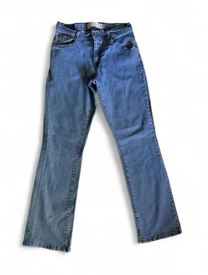 Levi’s 550 Classic Relaxed Bootcut Jeans Size 6M Light Wash thumbnail 1