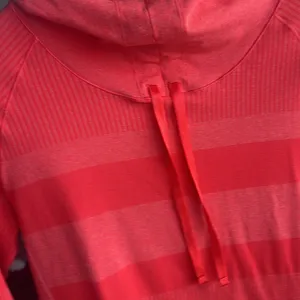 Brooks Moving Comfort striped running pullover thumbholes nwot thumbnail 9