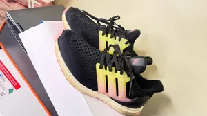 adidas UltraBoost 5.0 DNA Women Shoes Size 7.5 thumbnail 2