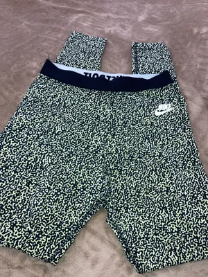 Nike Green/yellow Printed Leggings thumbnail 1