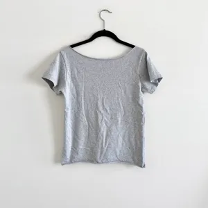 Brandy Melville Tshirt thumbnail 4