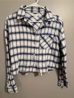 Altar’d State‎ Blue Plaid Cropped Button Front Flannel XS thumbnail 1