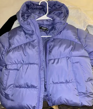 Missguided Cropped Puffer Jacket thumbnail 2