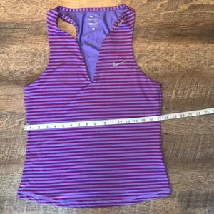 Nike Golf/Tennis/Pickleball Sleeveless Dri-Fit Purple Striped Top Women’s Large thumbnail 5