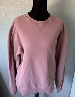 Zara woman’s Dusty Pink Crewneck Sweater thumbnail 1