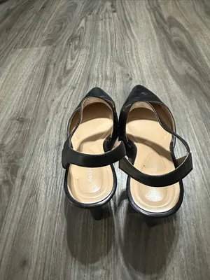 Easy Spirit Black Pointed-Toe Slingback Heels thumbnail 6