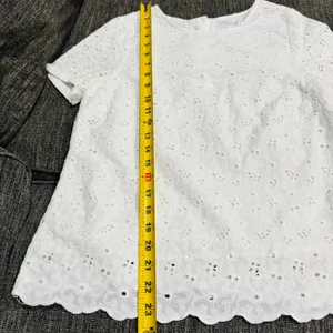 Cottagecore 100% Cotton Women White Eyelet Top XS Lace Scalloped Hem Button Back thumbnail 12