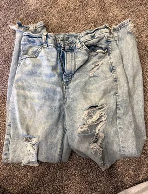American Eagle Jeans thumbnail 1