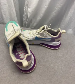 Nike Air Max 270 React thumbnail 3