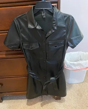 Black Dress thumbnail 1