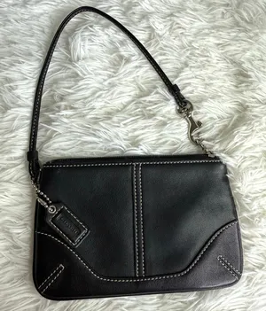 y2k COACH Leatherware Black Wristlet thumbnail 1