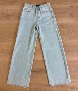 White Fox Jeans Mid Rise Size XS Light Wash Blue thumbnail 1