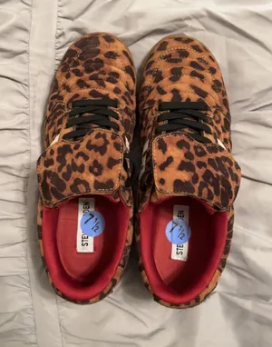 Steve Madden Sneakers thumbnail 1