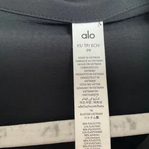 ALO Dreamscape Button Down Long Sleeve Black XS thumbnail 3