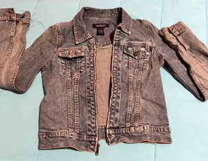 Vintage Abercrombie & Fitch dark washed vintage Jean jacket thumbnail 1