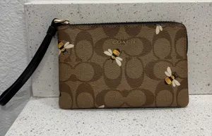 Coach New York Khaki Corner Zip Wristlet With Signature Bee Print C8674 thumbnail 1