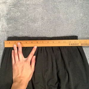 Vuori Black Cargo joggers sweatpants thumbnail 9