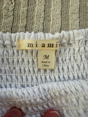 White dress Size M thumbnail 2