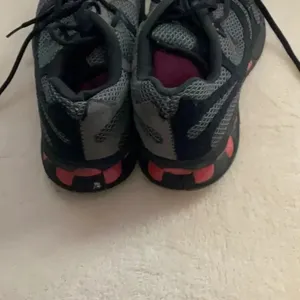 New Balance thumbnail 3