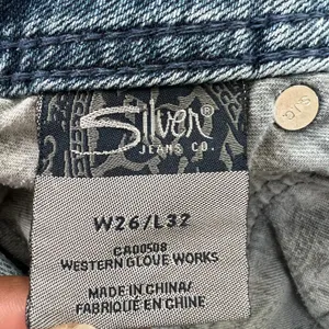 Silver Jeans Suki Surplus‎ Bootcut Women 26x32 Blue Denim Mid Rise Medium Wash thumbnail 3