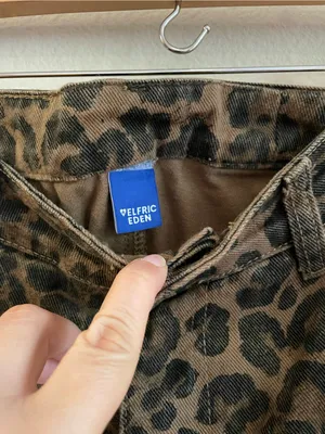 Aelfric Eden Leopard Print High Rise Wide Leg Jeans Size 28 thumbnail 4