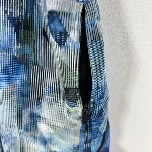 Lululemon Tracker Shorts Reversible Blue 4” Inseam Women’s Size 4 Choose A Side‎ thumbnail 3