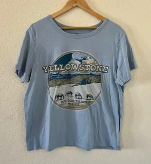 Yellowstone Dutton Ranch Graphic Tee Large Blue Short Sleeve Montana Shirt thumbnail 1