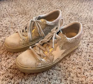 Reba Vintage Havana Low-Top Sneakers thumbnail 1