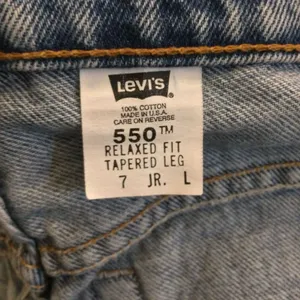 Vintage Levi’s 550 relaxed fit tapered leg size 7 1997 thumbnail 10