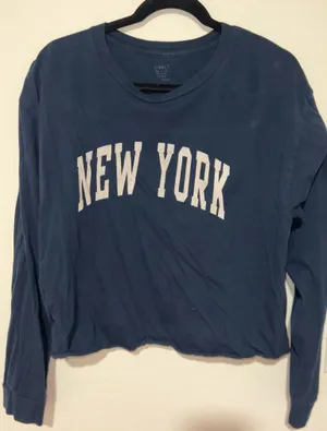 Brandy Melville New York long sleeve thumbnail 1